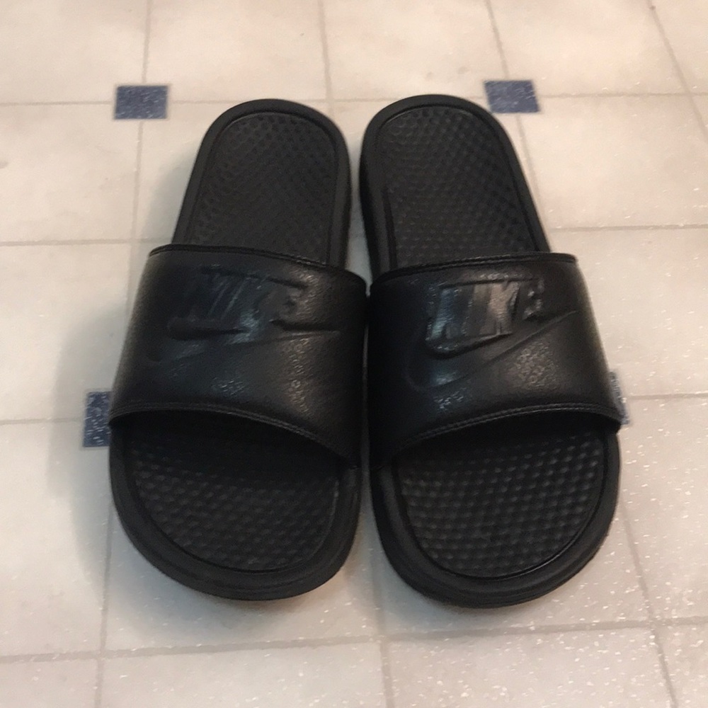Nike slides